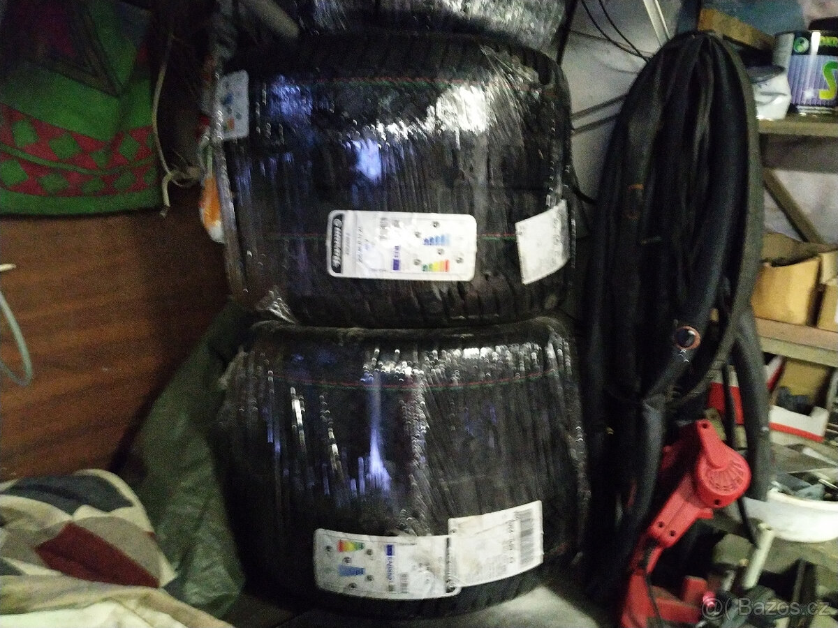 Barum Polaris 6 205/45R17 ( Nové )