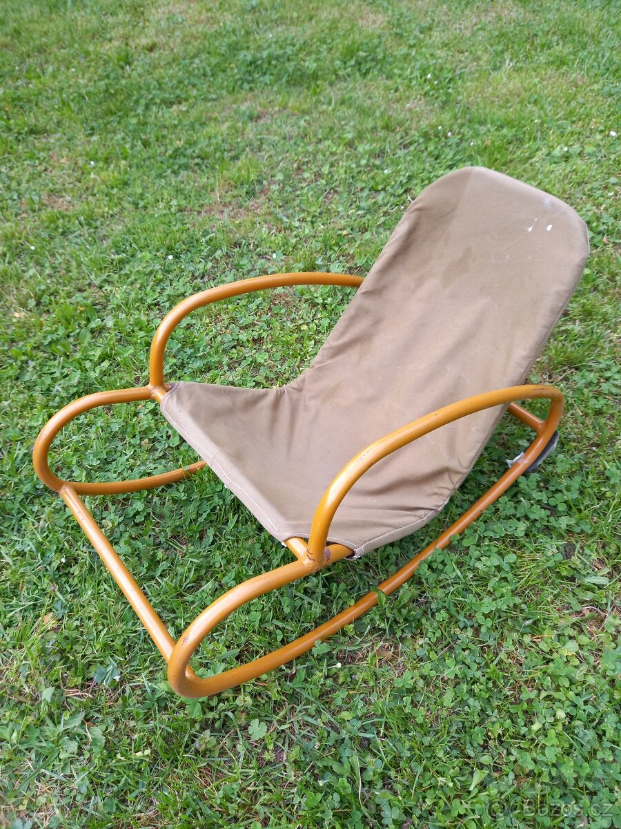 Dětské retro houpací křeslo