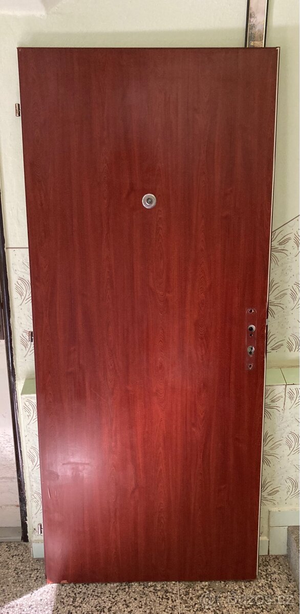 Bytové dveře vstupní, protipožární, 80P