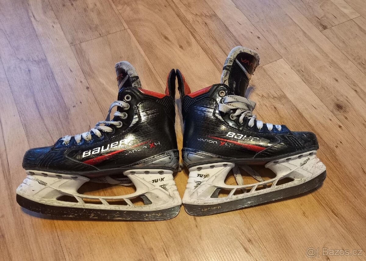 Brusle BAUER VAPOR X4