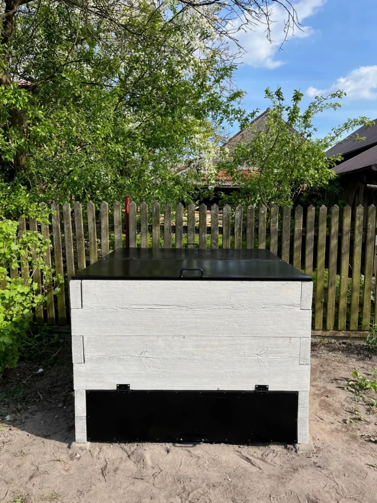 Betonový kompostér