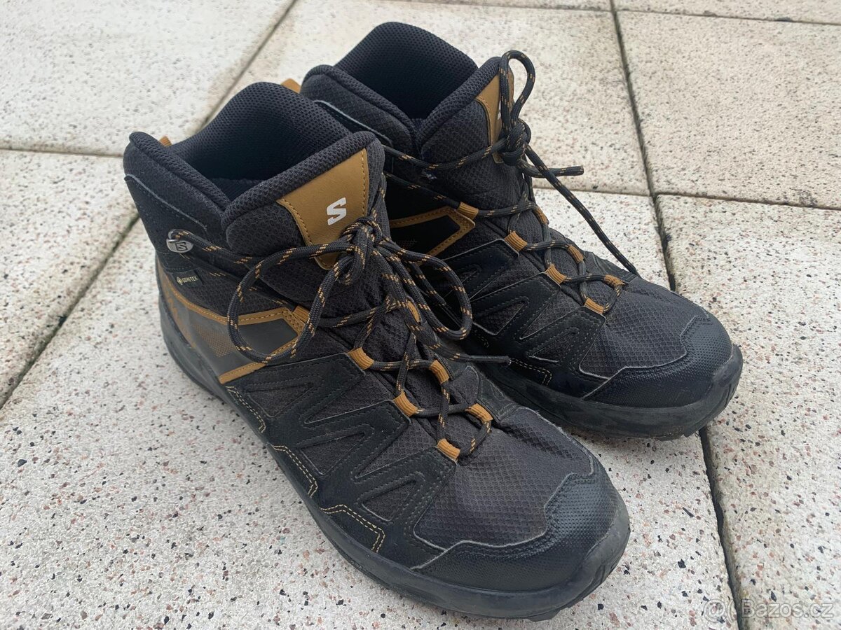 Černé outdoorové kotníkové boty Salomon, vel. 44