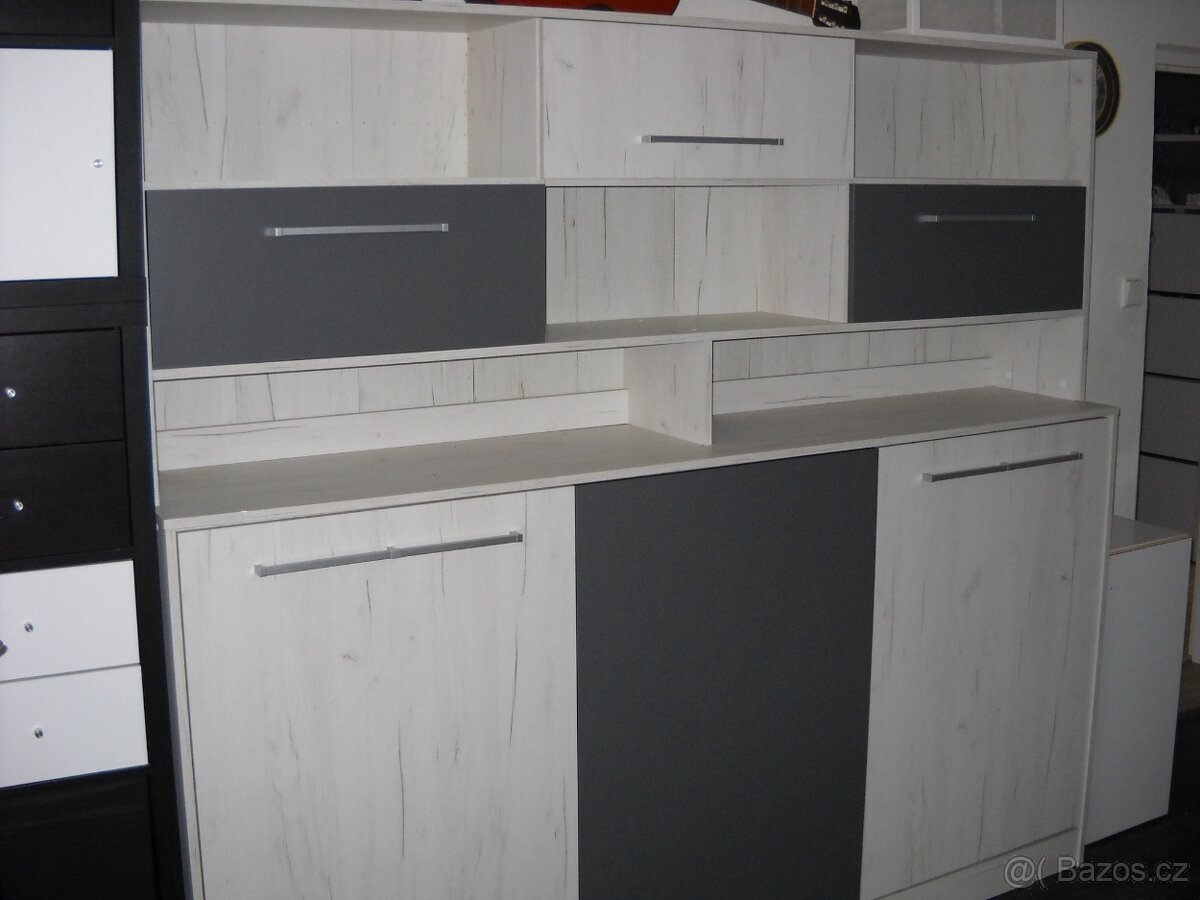 Sklápěcí postel Roger s nástavcem. TOP STAV.