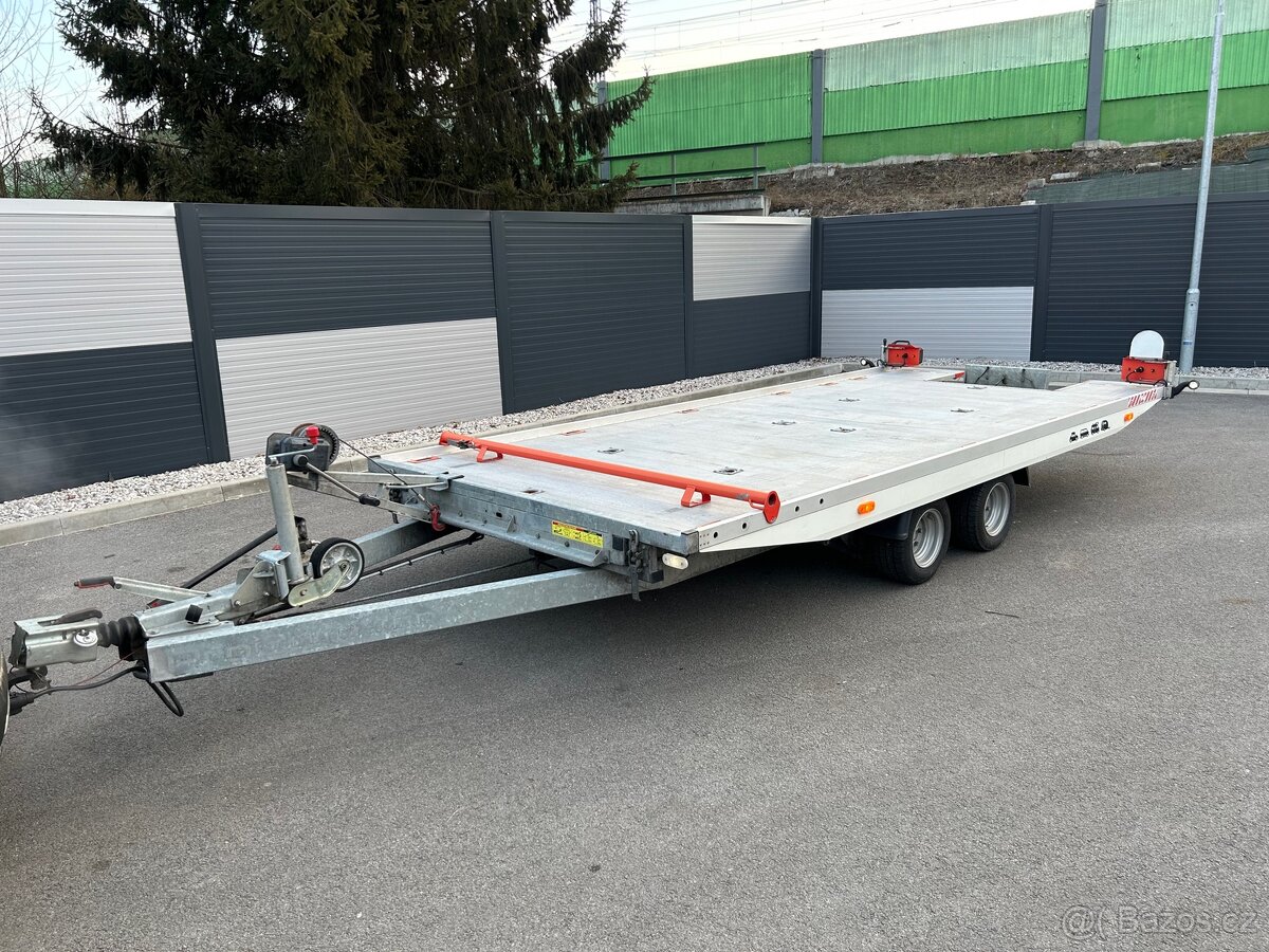 Autopřepravník Vezeko r.v 9/2020