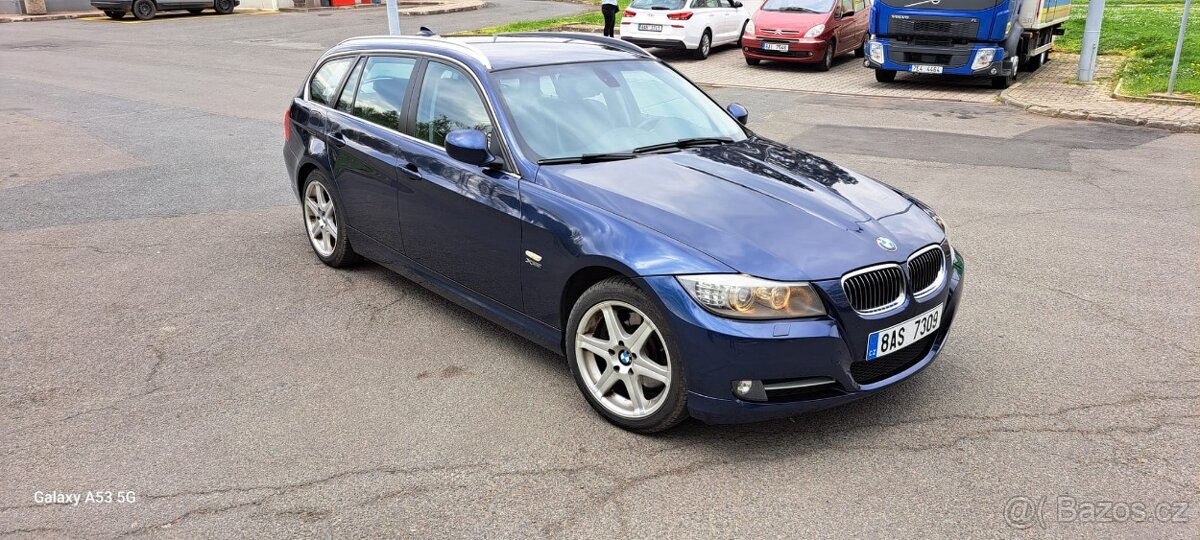 BMW 330 XD, e91, rok 2012, manuál