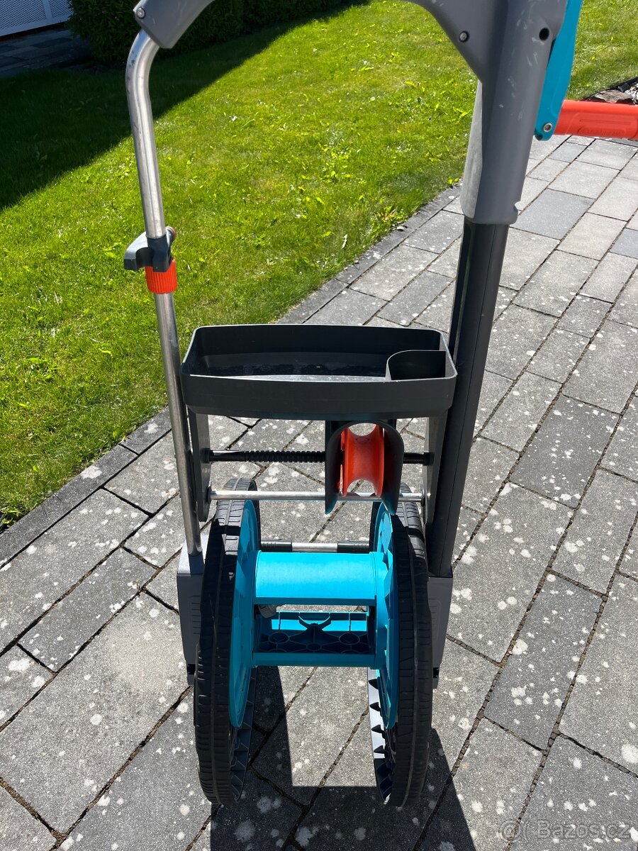 Gardena Vozík na hadici