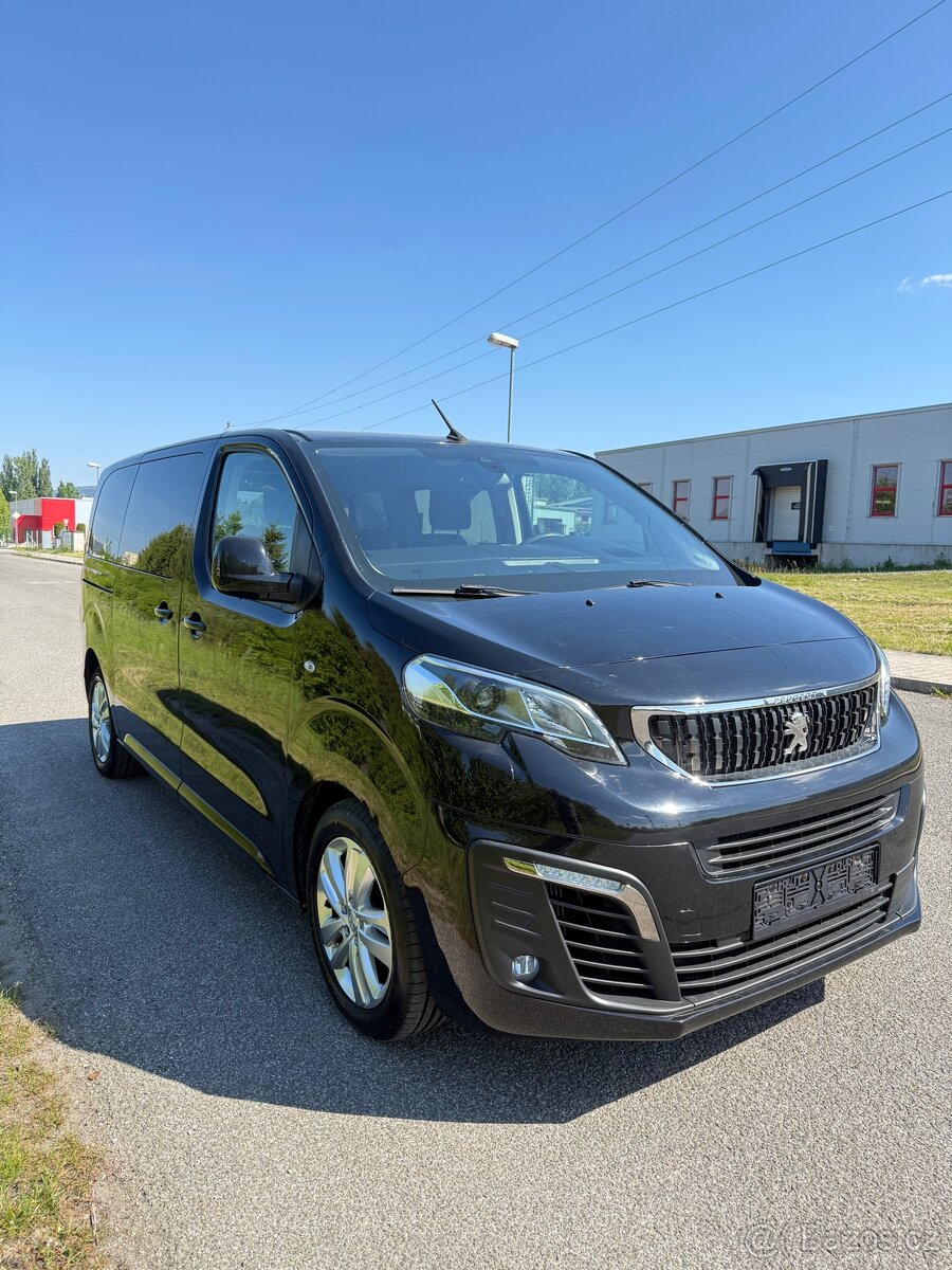 PEUGEOT TRAVELLER 2.0 HDI 130kW, 8-místné, PO SERVISU