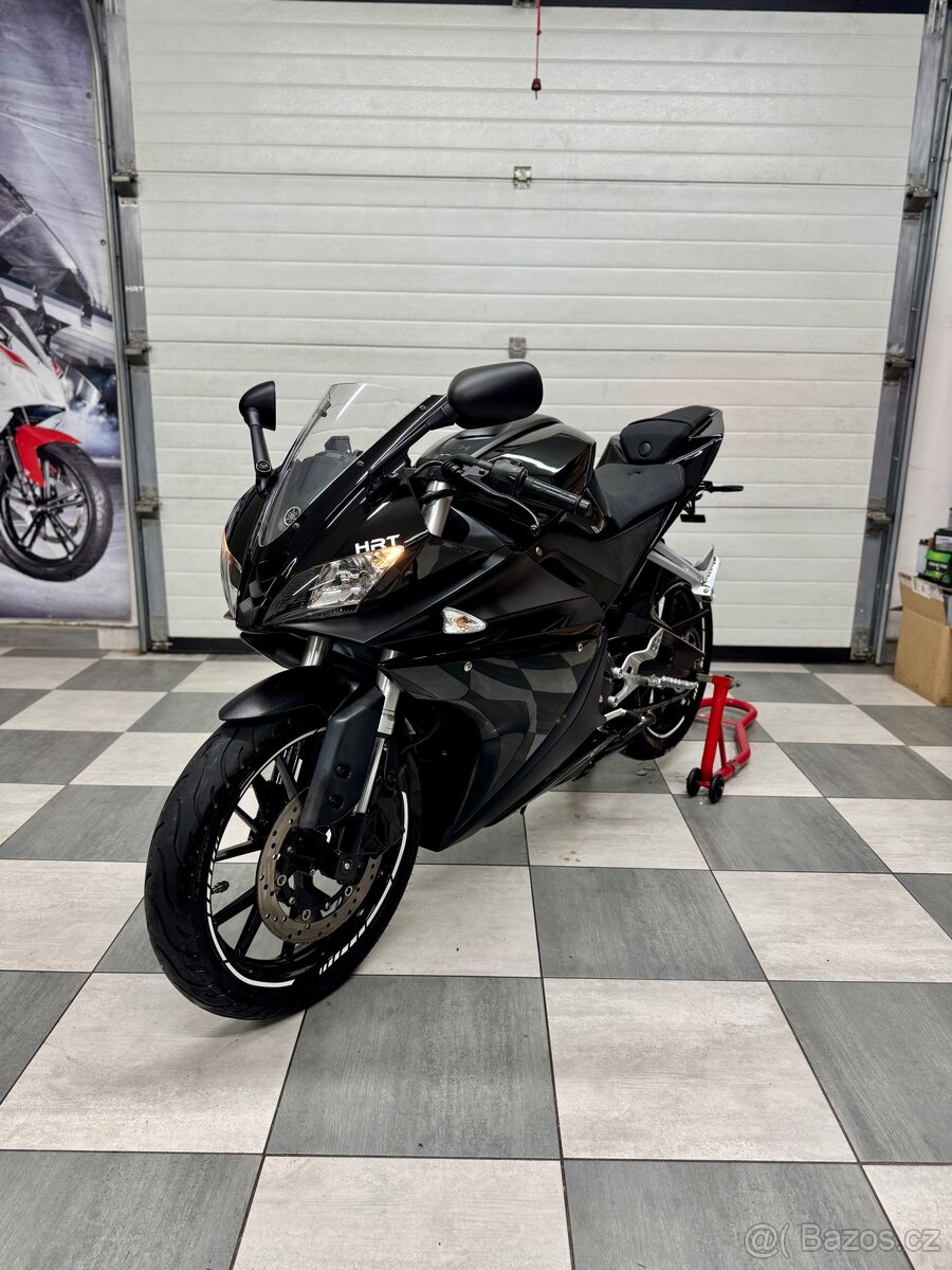 Yamaha YZF-R125 2015 18000KM TOP STAV ZÁRUKA