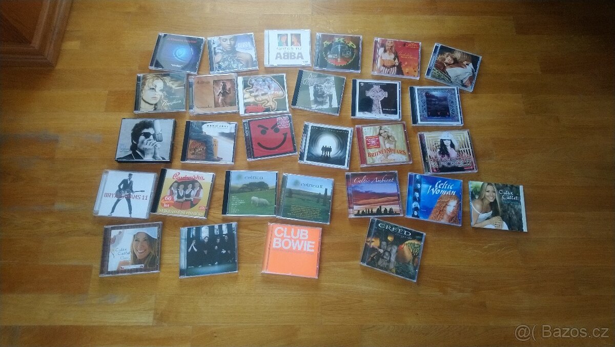 Prodám CD ve velmi dobrém stavu (1)