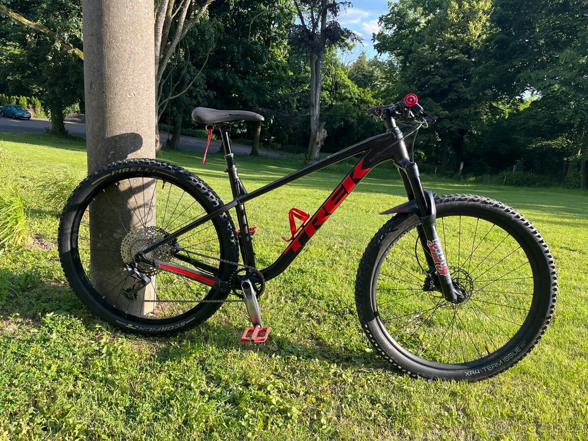 Trek Roscoe 8 gen 3- Magura brzdy, velký servis