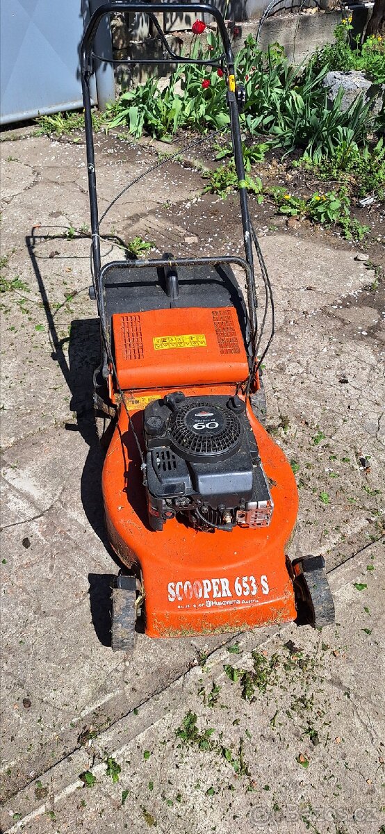 Motorová sekačka Husqvarna