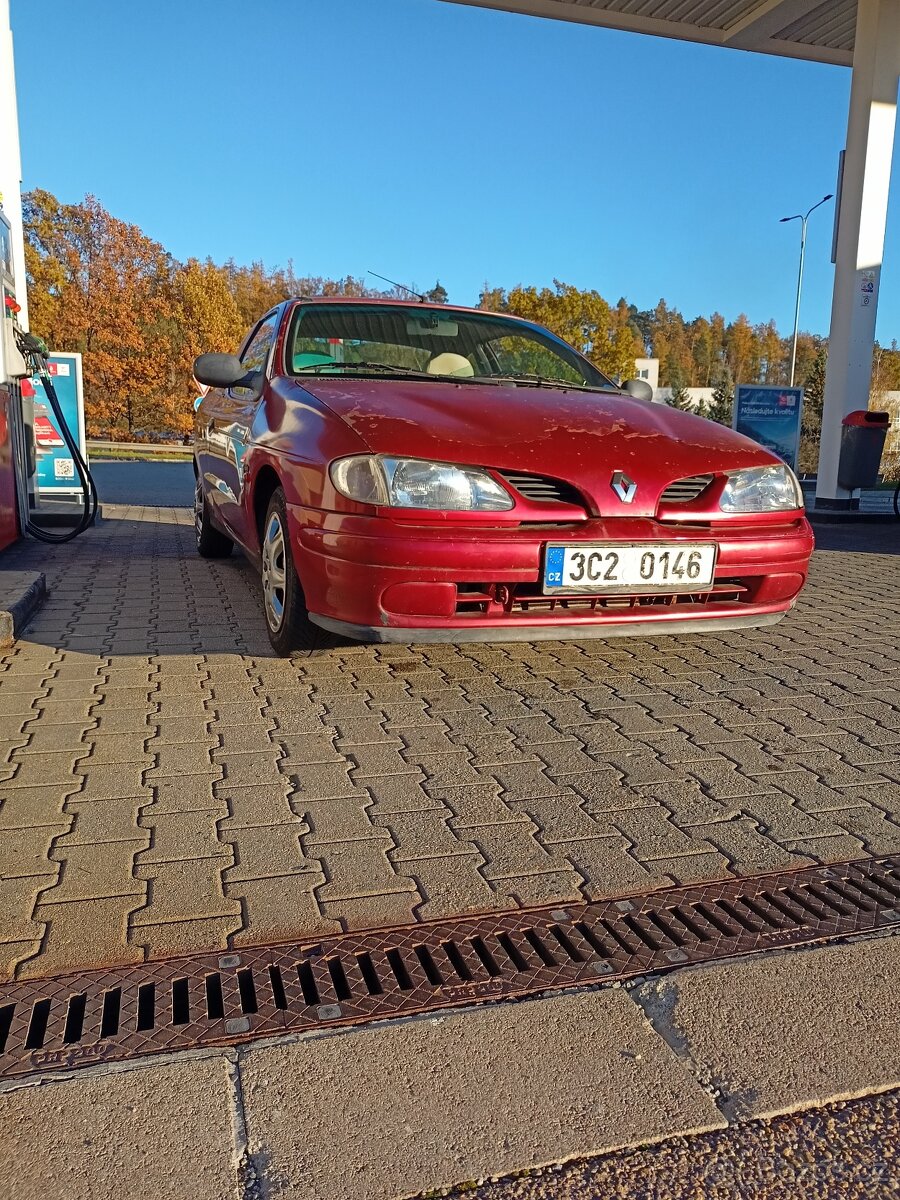 Renault Megane coupe 1.6 8v