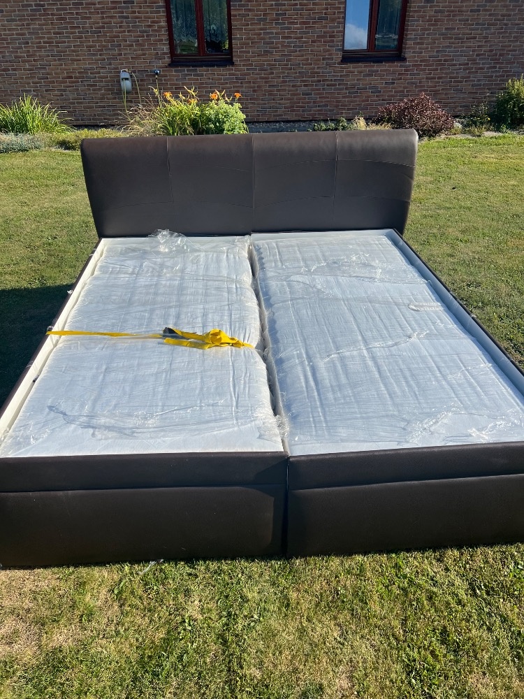 Prodám postel BOXSPRING