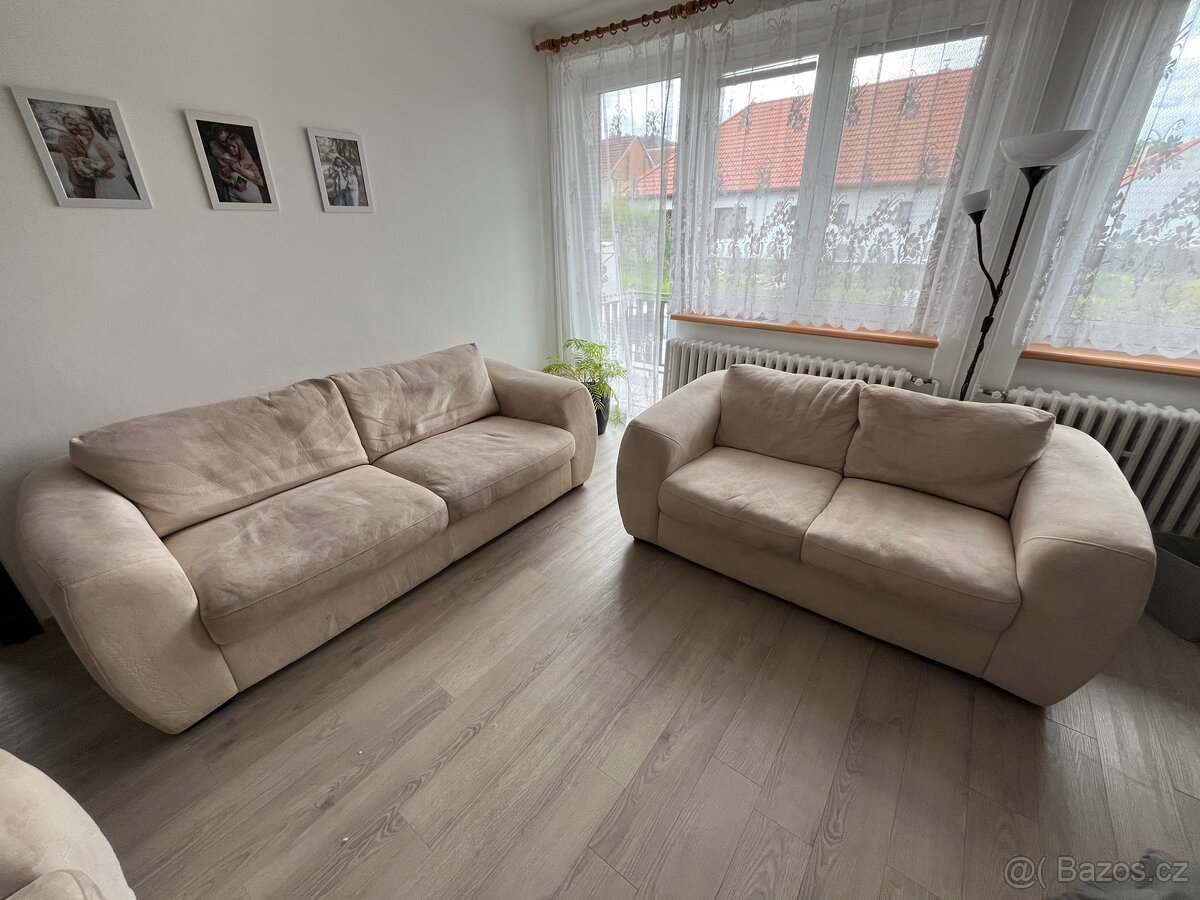 Sestava gauče a křeslo