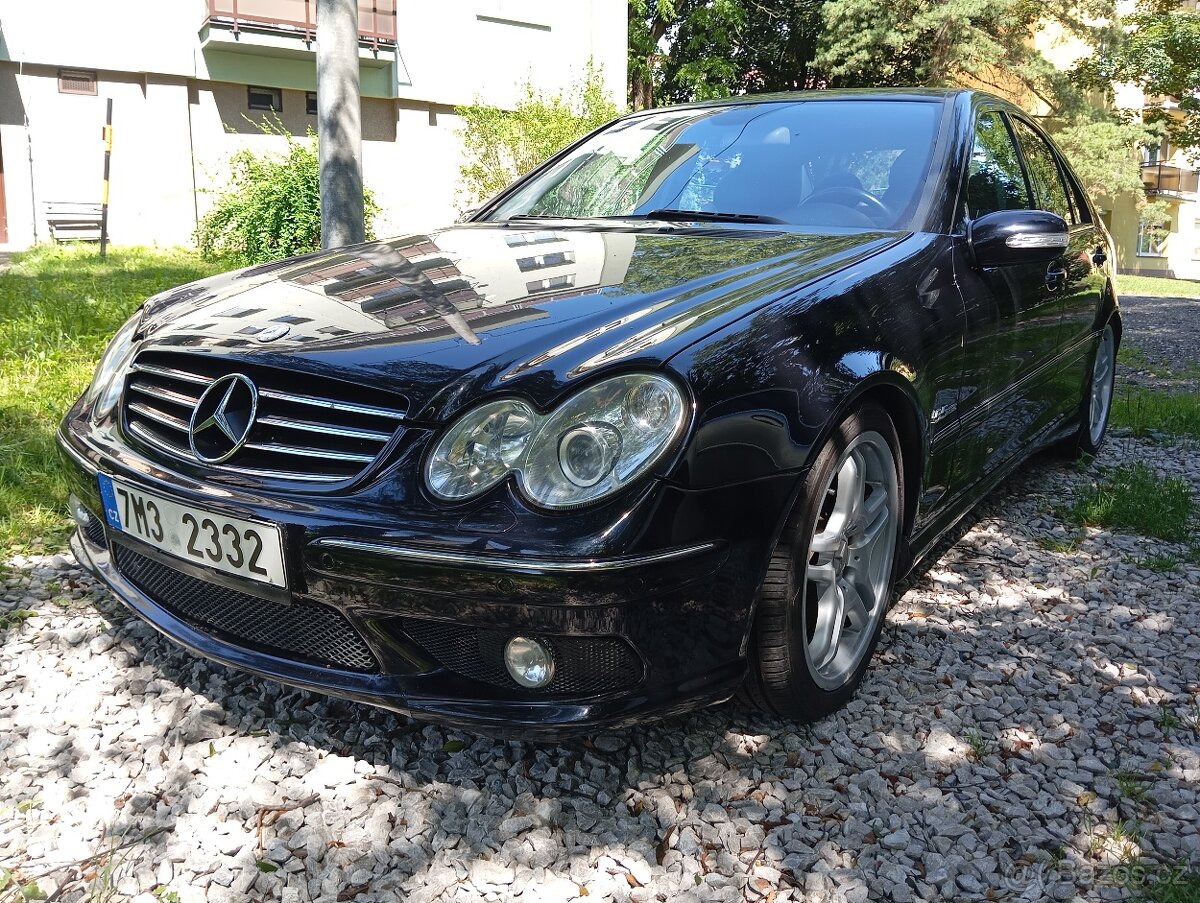 Mercedes-Benz C55 AMG V8