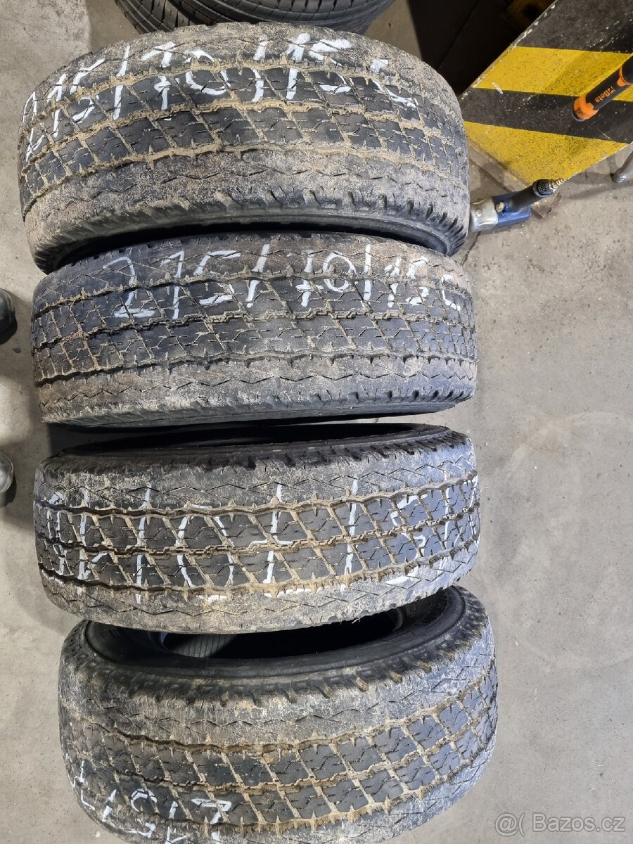 Letní pneu 215/70R15C Bridgestone