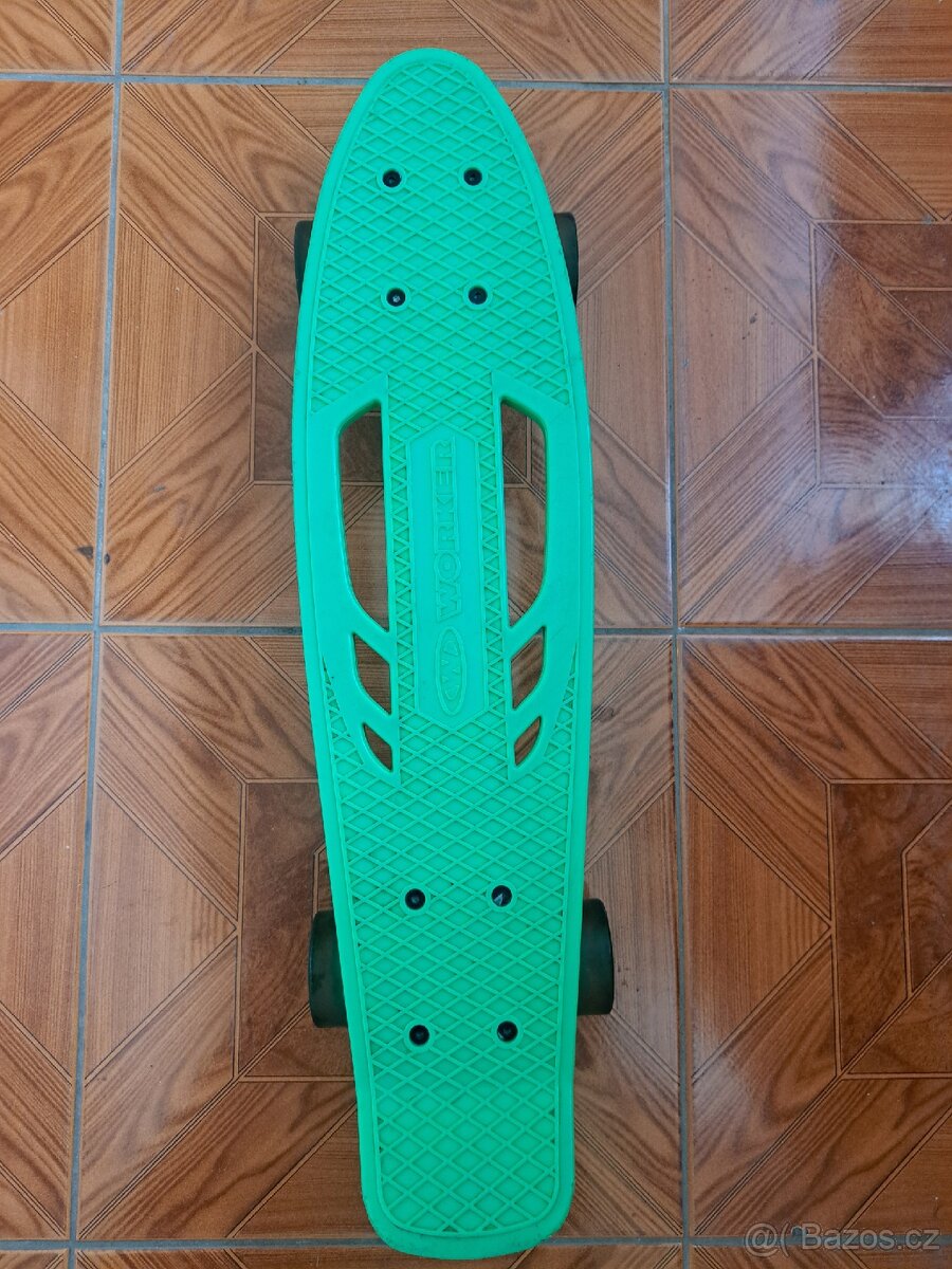 Penny board Worker se svítícími kolečky