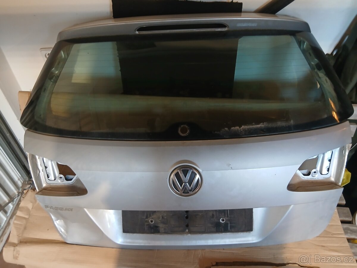 Víko kufru passat b7