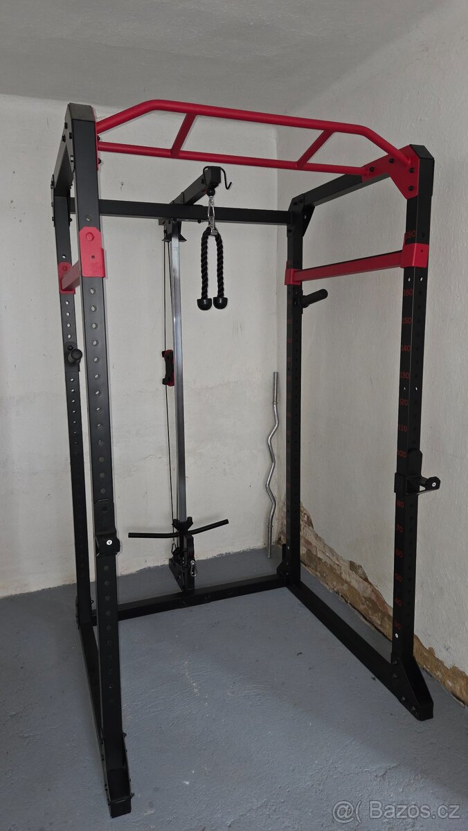 Posilovací klec Power Rack 900