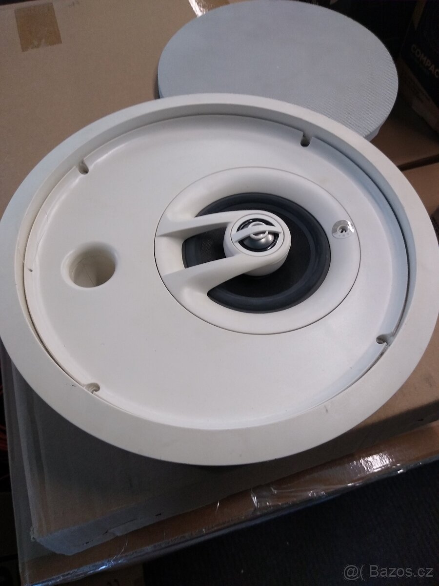 QSC AD-C52S stropní repro