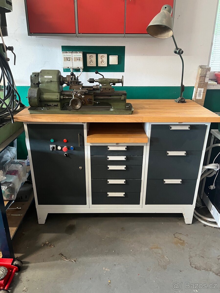 Soustruh tos Čelákovice typ mn-80 1961