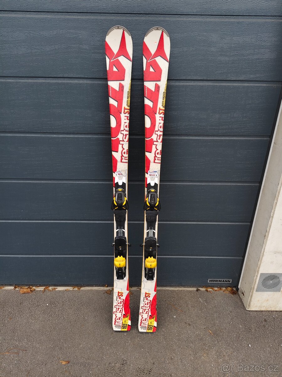 Sjezdové lyže Atomic