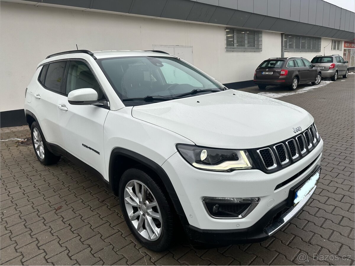 Prodam Jeep Compass 1.3 T-GDi (110 kW) Najeto: 33 000 km