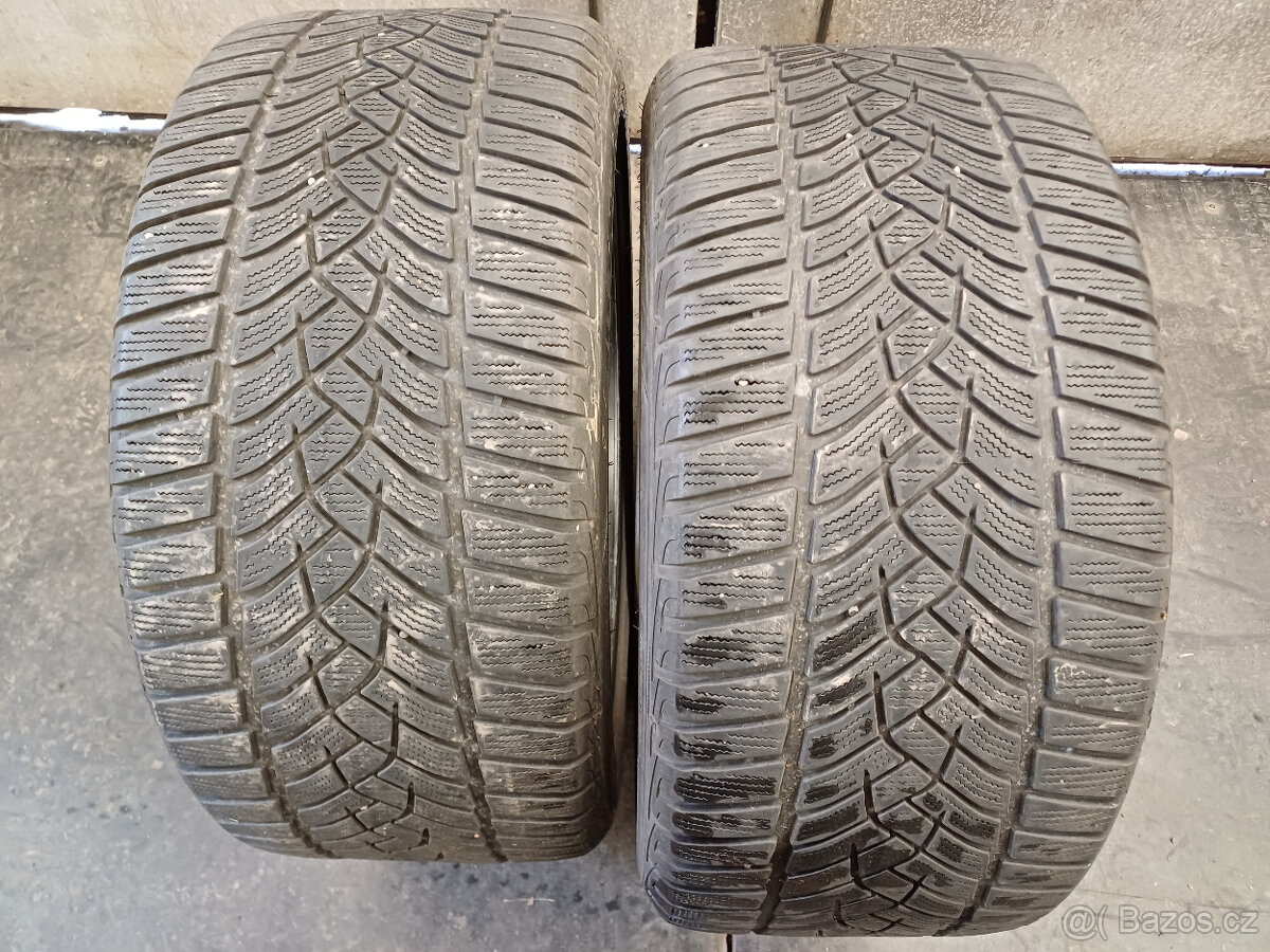 Zimní pneu Goodyear 255/40/18 99V