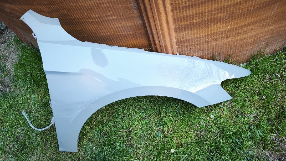 PP blatník WV Passat b8