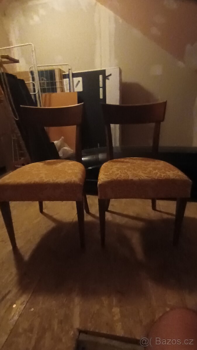 Židle Jindřich Halabala