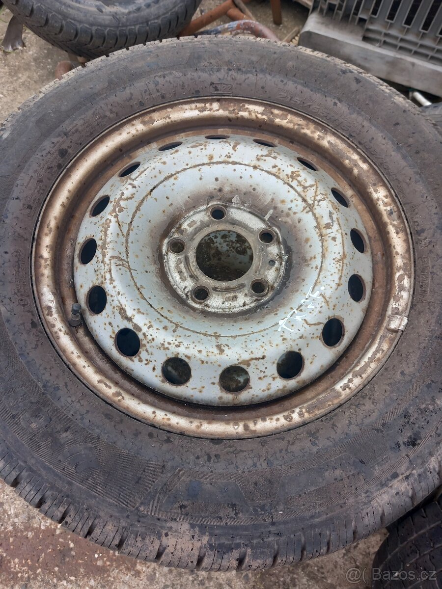 Renault trafic vivaro sada 215/65R16c