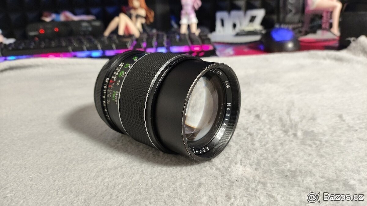 Revuenon 135mm F2.8 M42