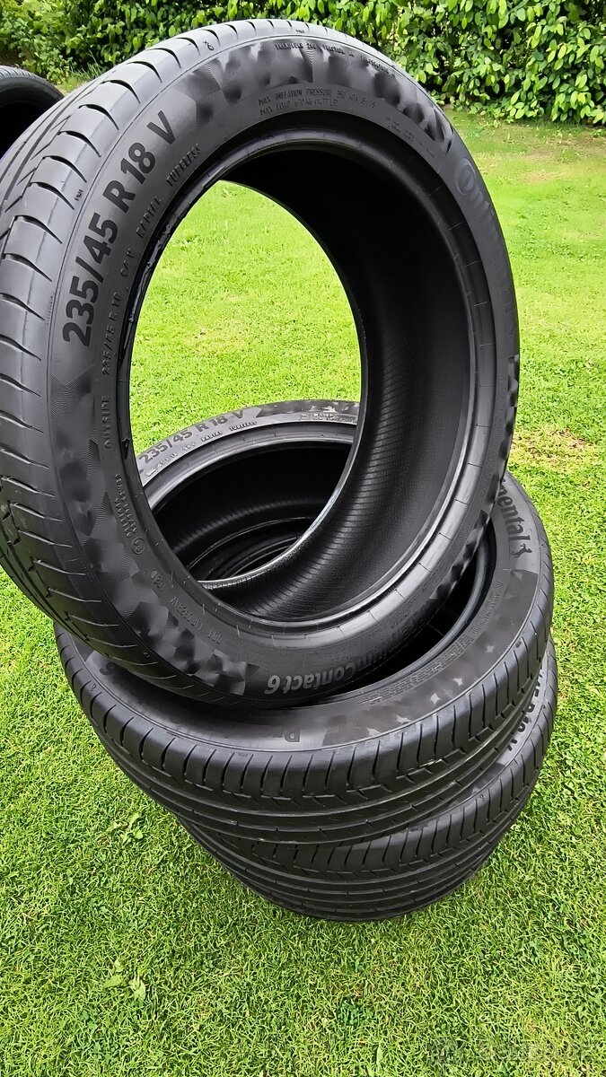 4KS letní pneu 235/45 R18 Continental