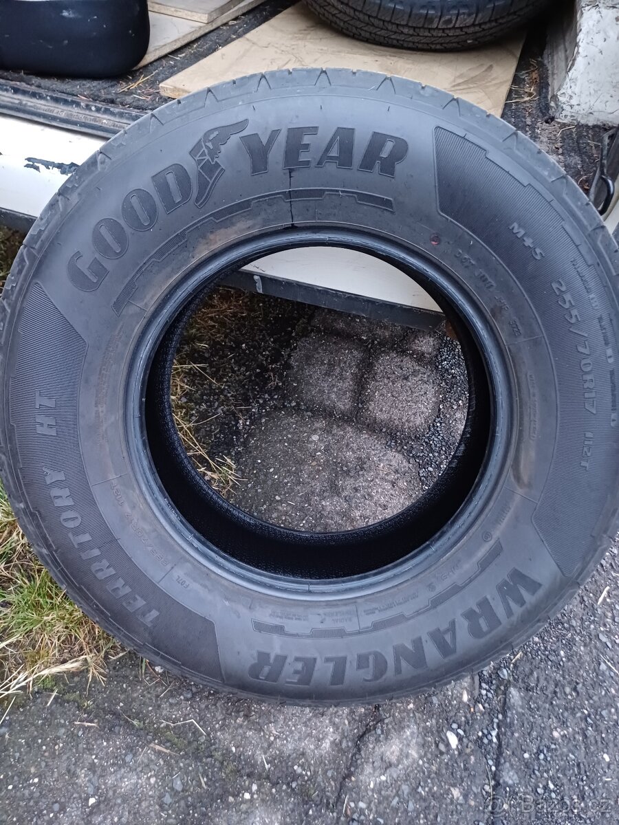 GOODYEAR WRANGLER TERRITORY HT M+S