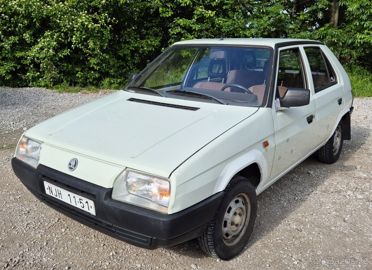 Škoda favorit 135L