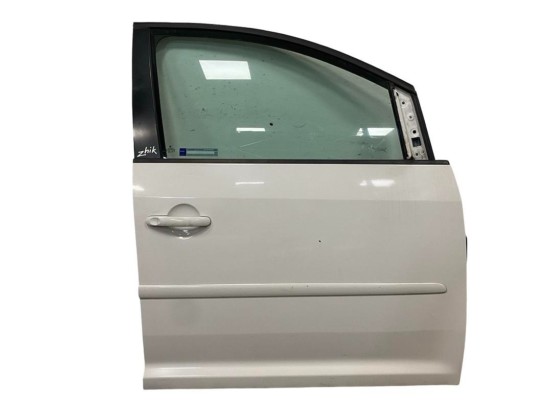 Pravé přední dveře bílá LB9A VW Touran 1T3 r.v. 2014