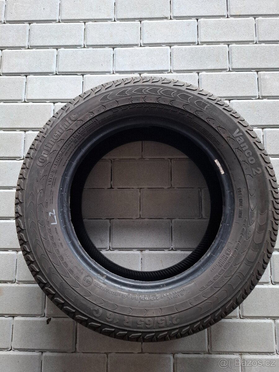 Pneu Continental Vanco 2, 215/65 R16C 109/107T