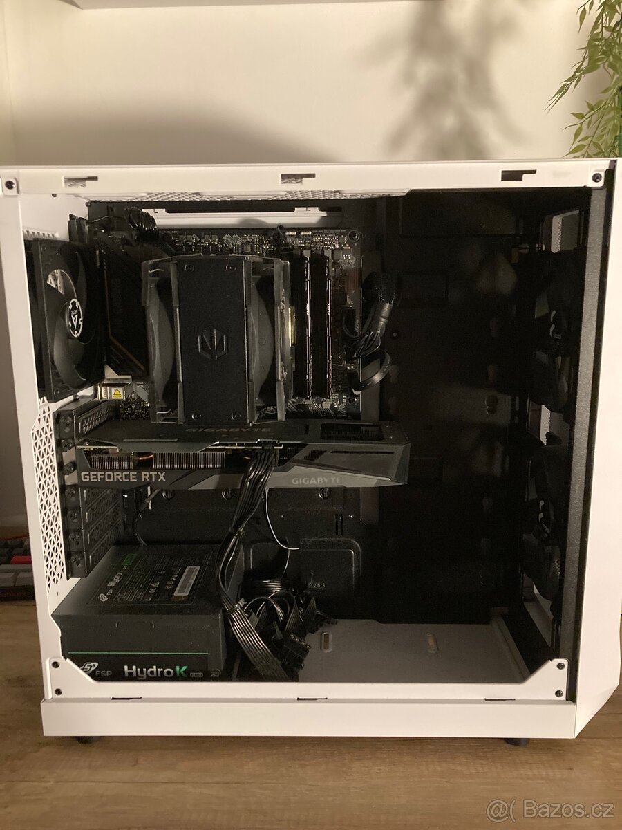 Výkonný herní PC – RTX 3060 12GB, Ryzen 7 5700X3D, 32 GB RAM