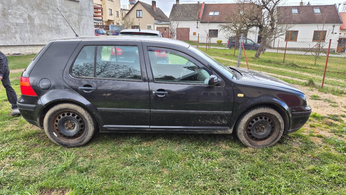 Golf 4 prodám BEZ PŘEPISU