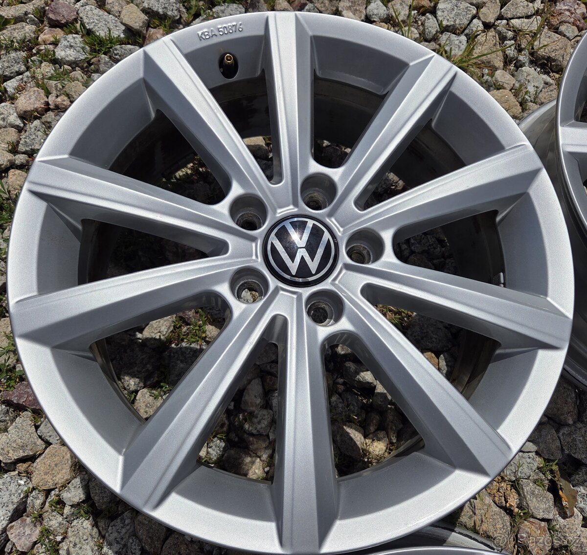Orig.alu VW PASSAT B8 17" 5x112 model Merano