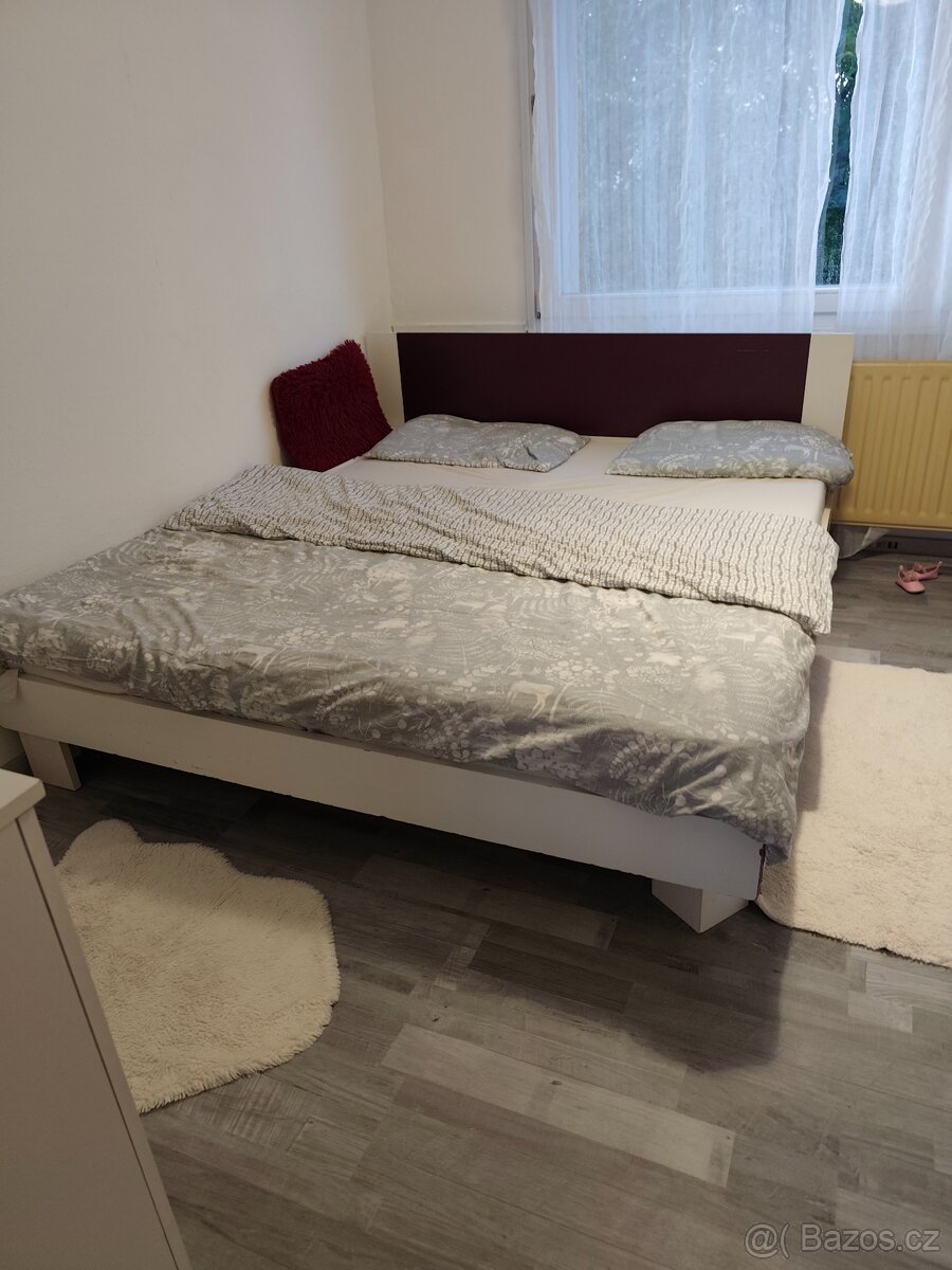 Skříň postel