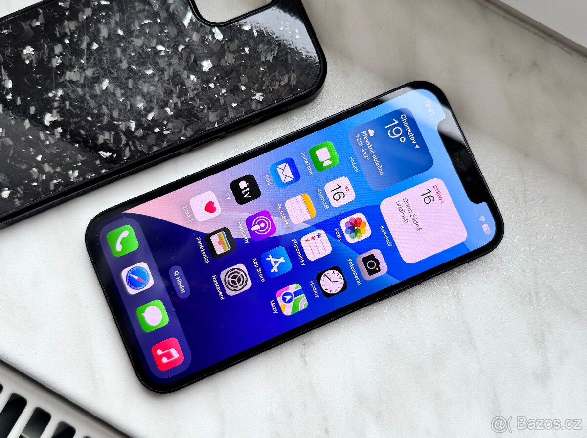 Apple iPhone 12 64gb Černý- Top stav, kryt.