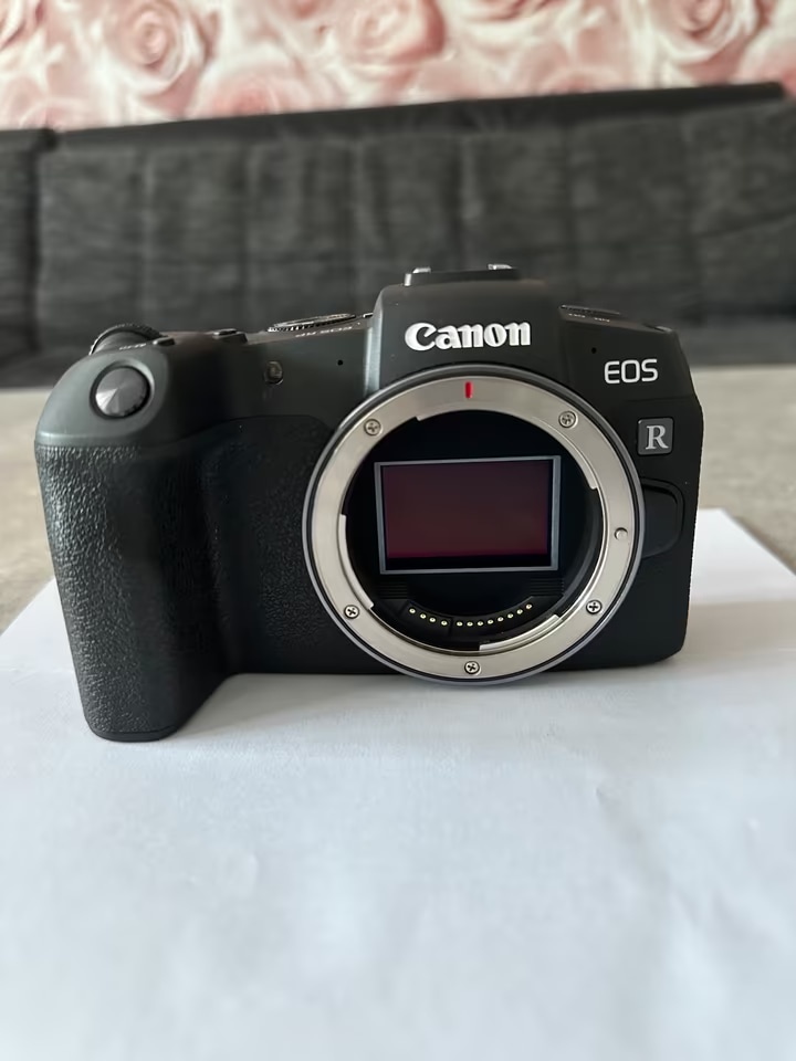 Canon EOS RP Body mit Zubehör, wie neu