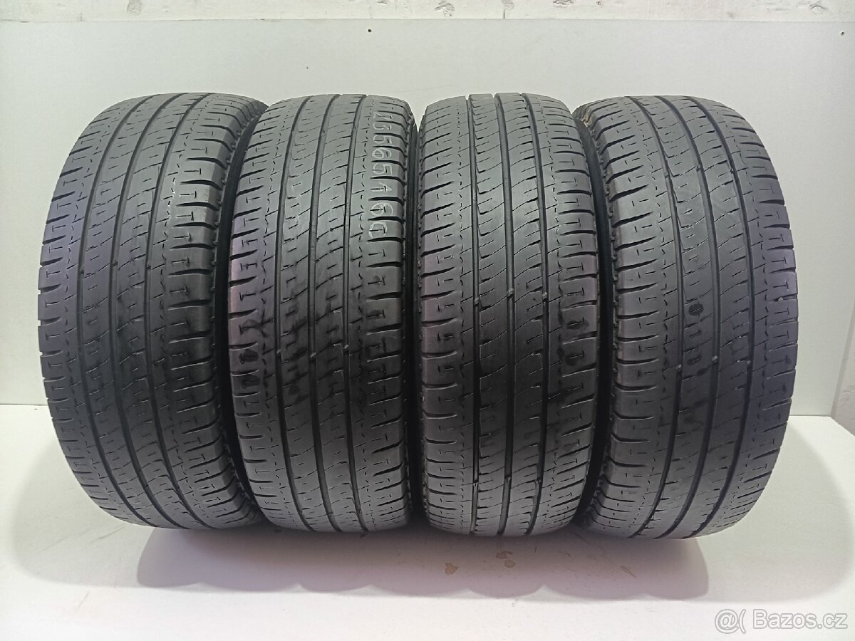 Letní pneu 235/65/16C Michelin