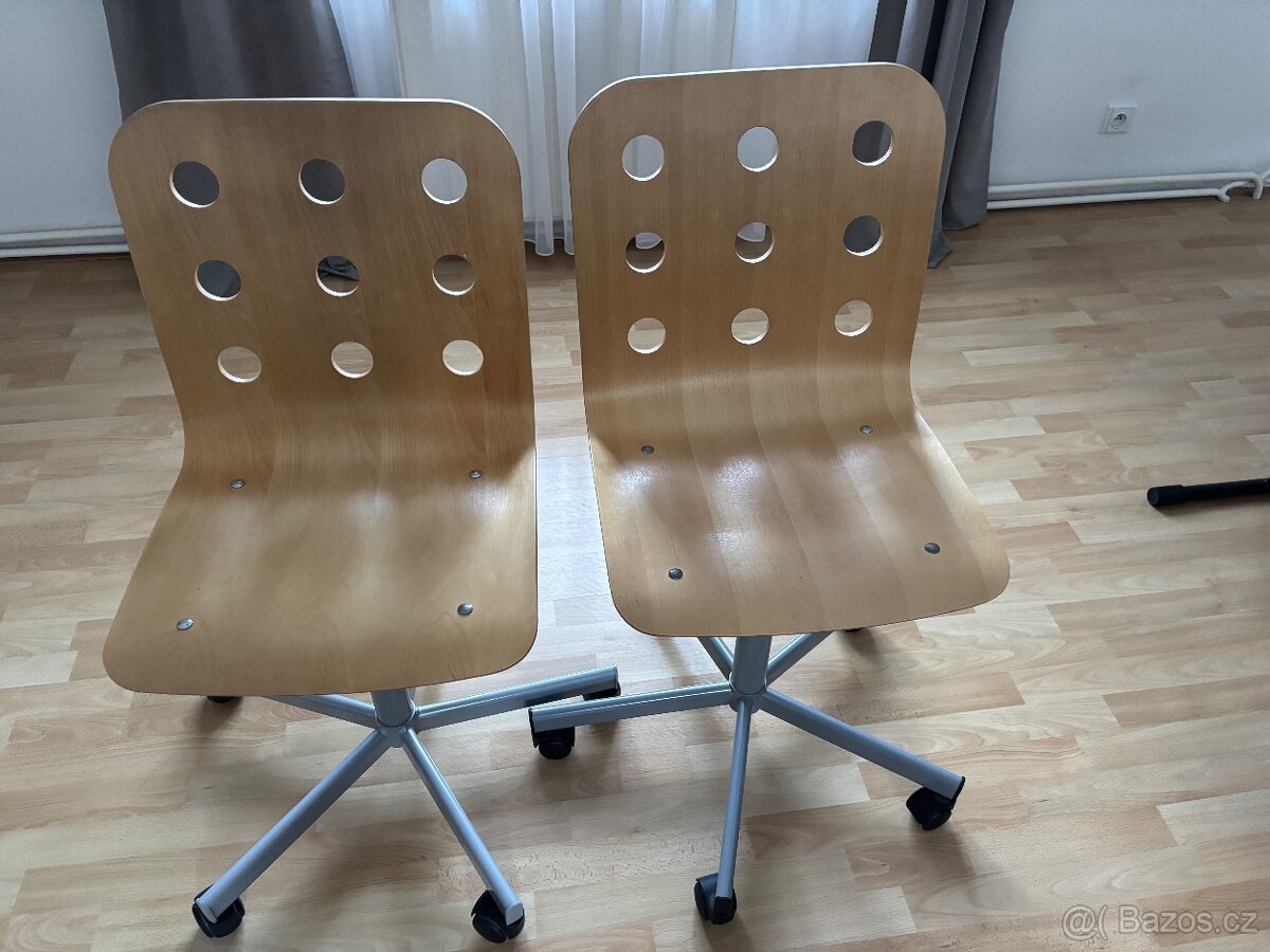 Rostoucí židle Ikea
