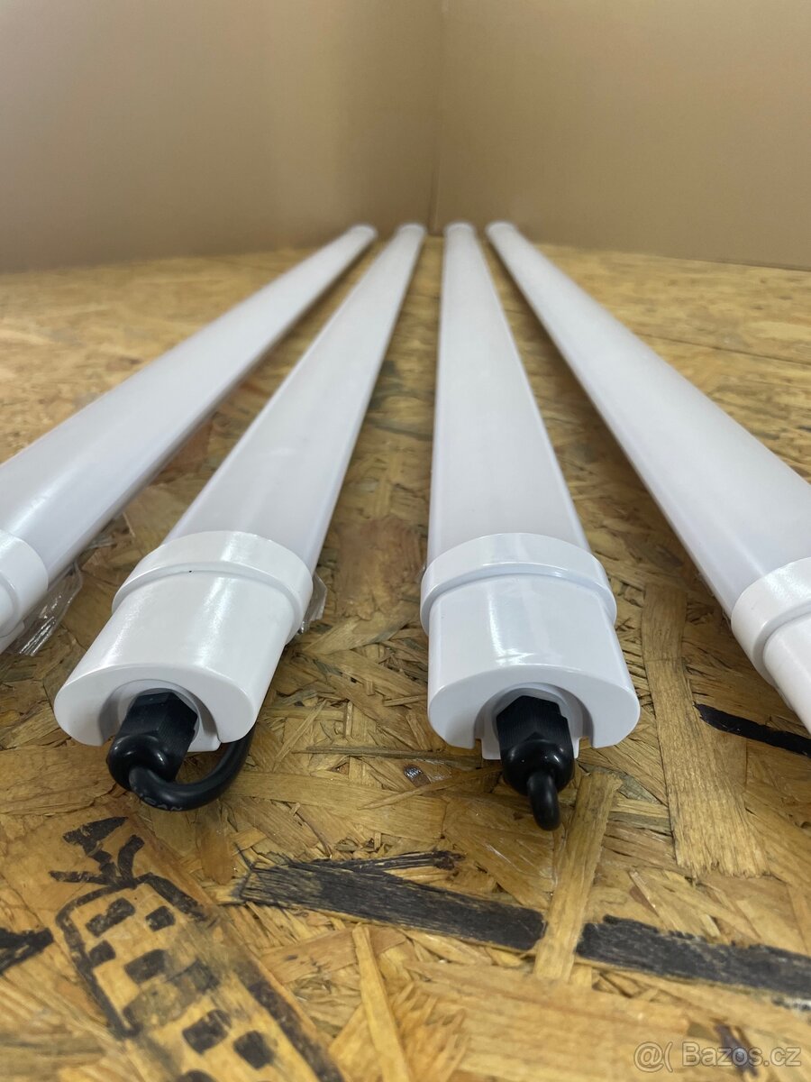 LED zářivky do dílen IP65 150 a 120cm
