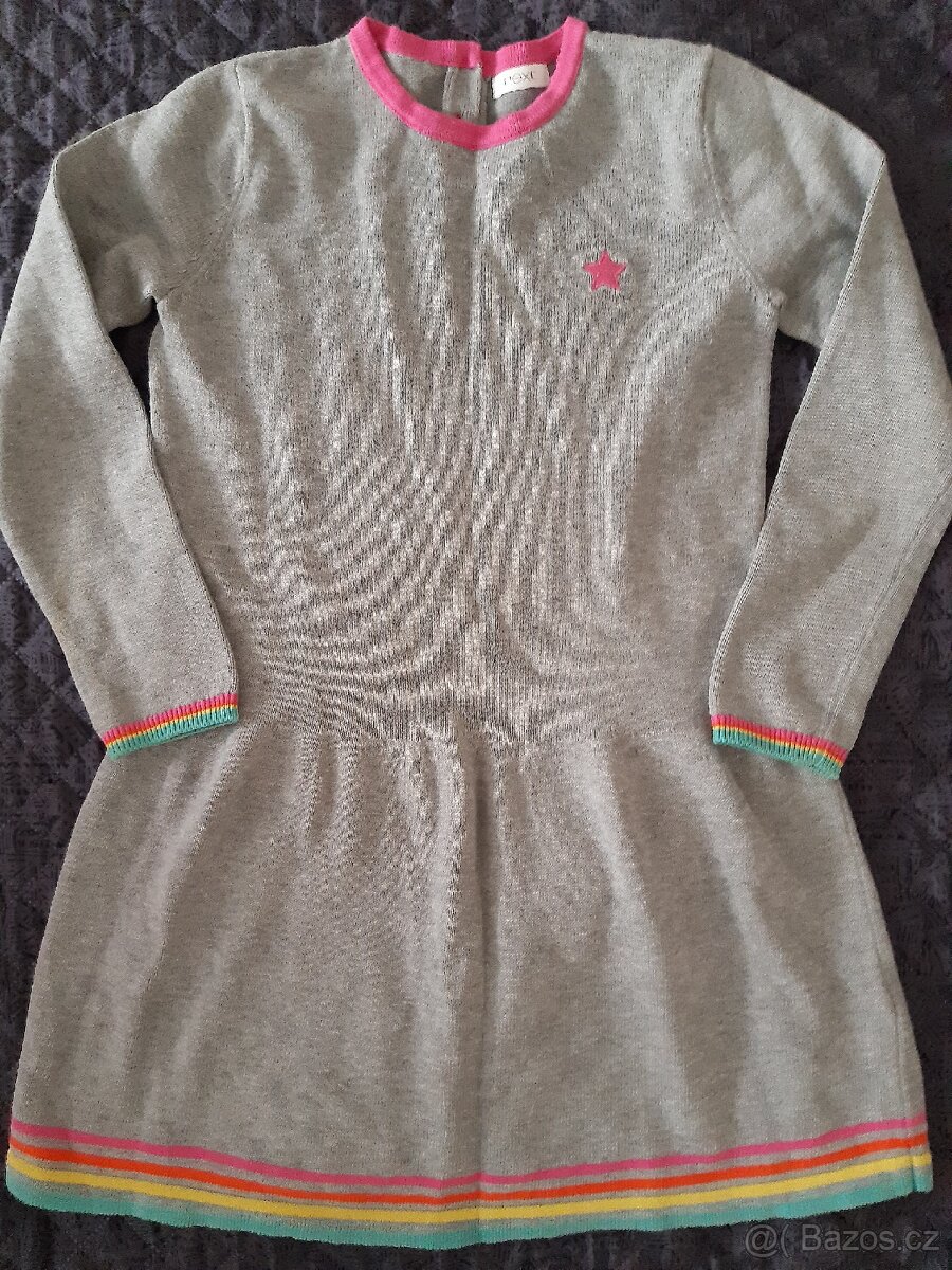 Dětské úpletové šaty