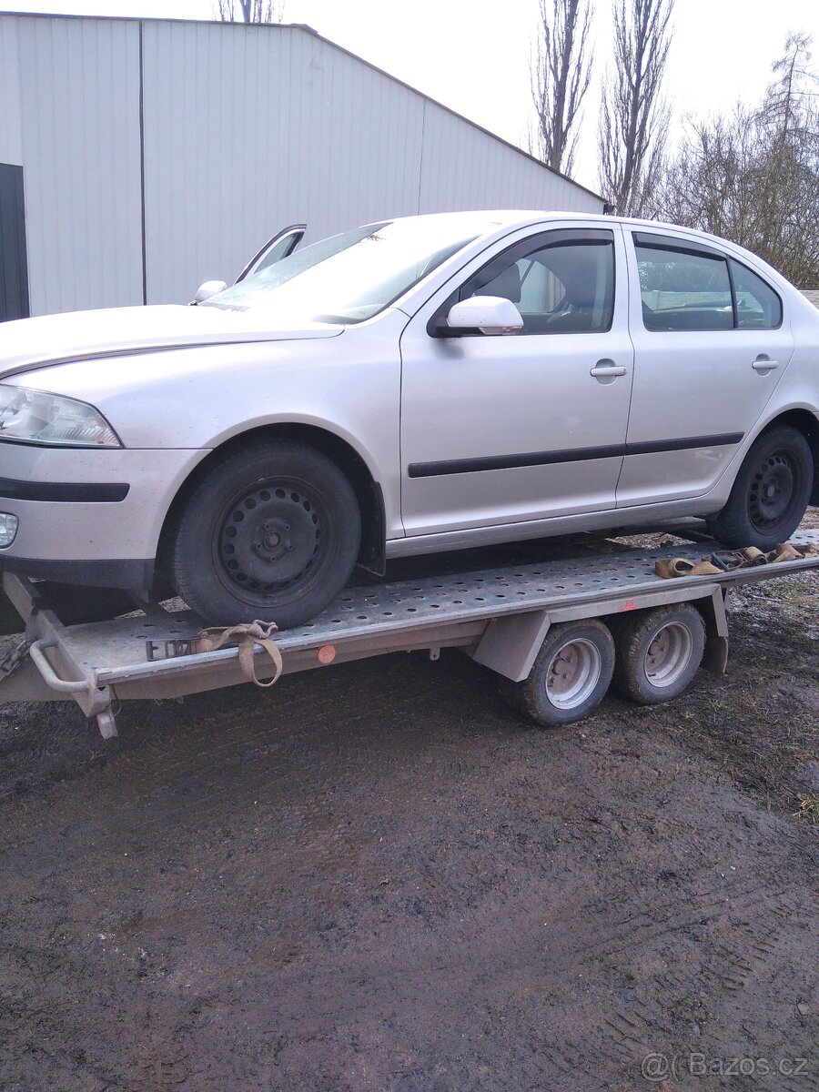 nd z škoda octavia 2 103kw stříbrná bílá sahara 9201 9202