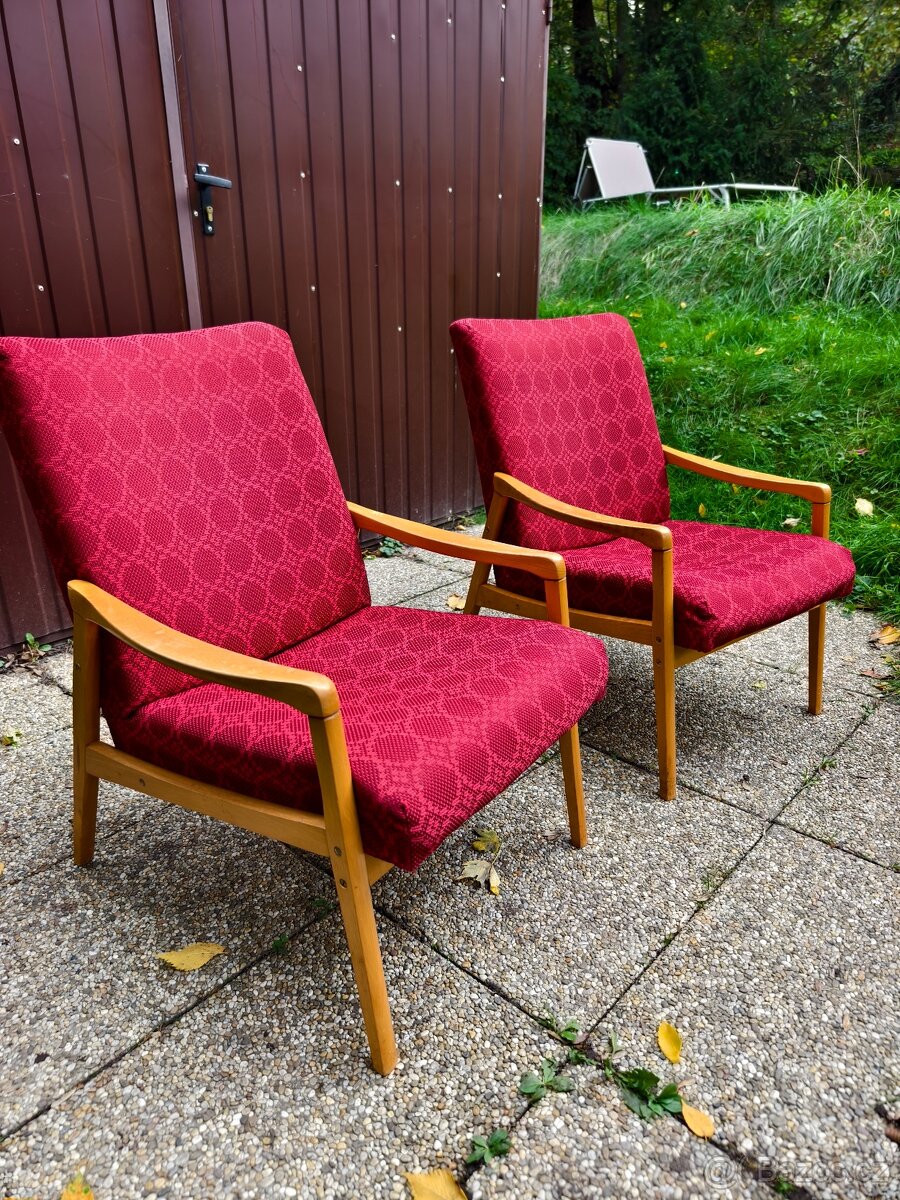 Retro křesla Ton v krásném stavu_cena za kus