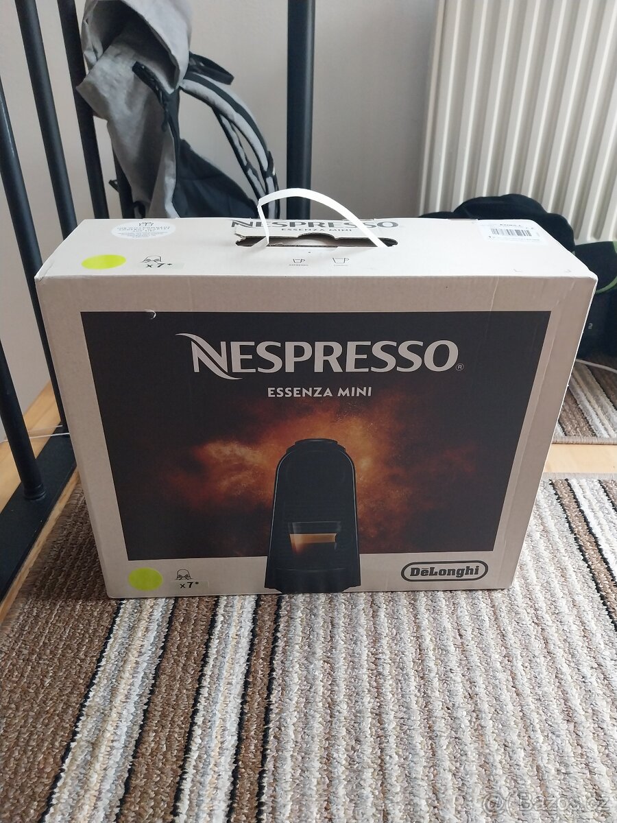 Kávovar DeLonghi - NEPOUŽITÝ zabalený